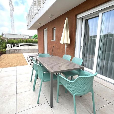 Sun Beach Residence Con Piscina - Piazza Brescia - Adria Holiday Jesolo - Family Apartments Εξωτερικό φωτογραφία