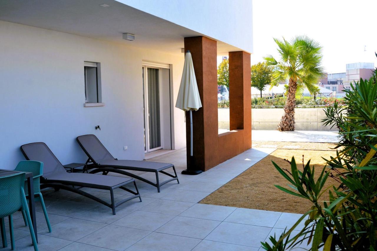 Sun Beach Residence Con Piscina - Piazza Brescia - Adria Holiday Jesolo - Family Apartments Εξωτερικό φωτογραφία