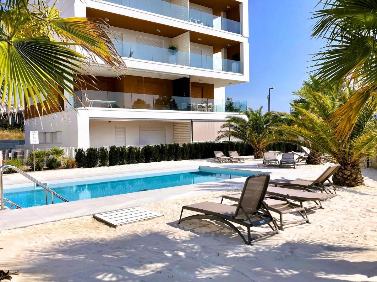 Sun Beach Residence Con Piscina - Piazza Brescia - Adria Holiday Jesolo - Family Apartments Εξωτερικό φωτογραφία