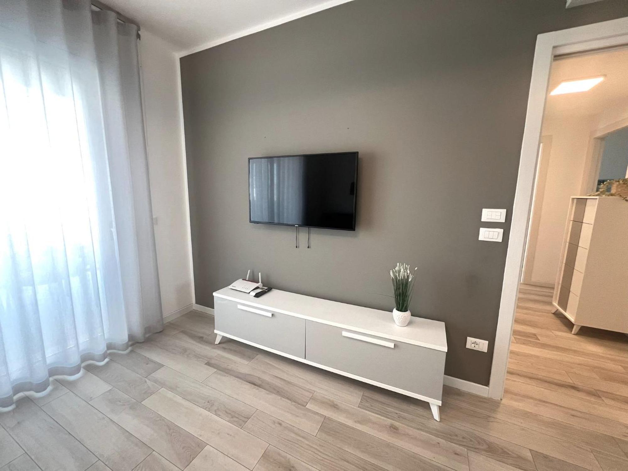 Sun Beach Residence Con Piscina - Piazza Brescia - Adria Holiday Jesolo - Family Apartments Δωμάτιο φωτογραφία