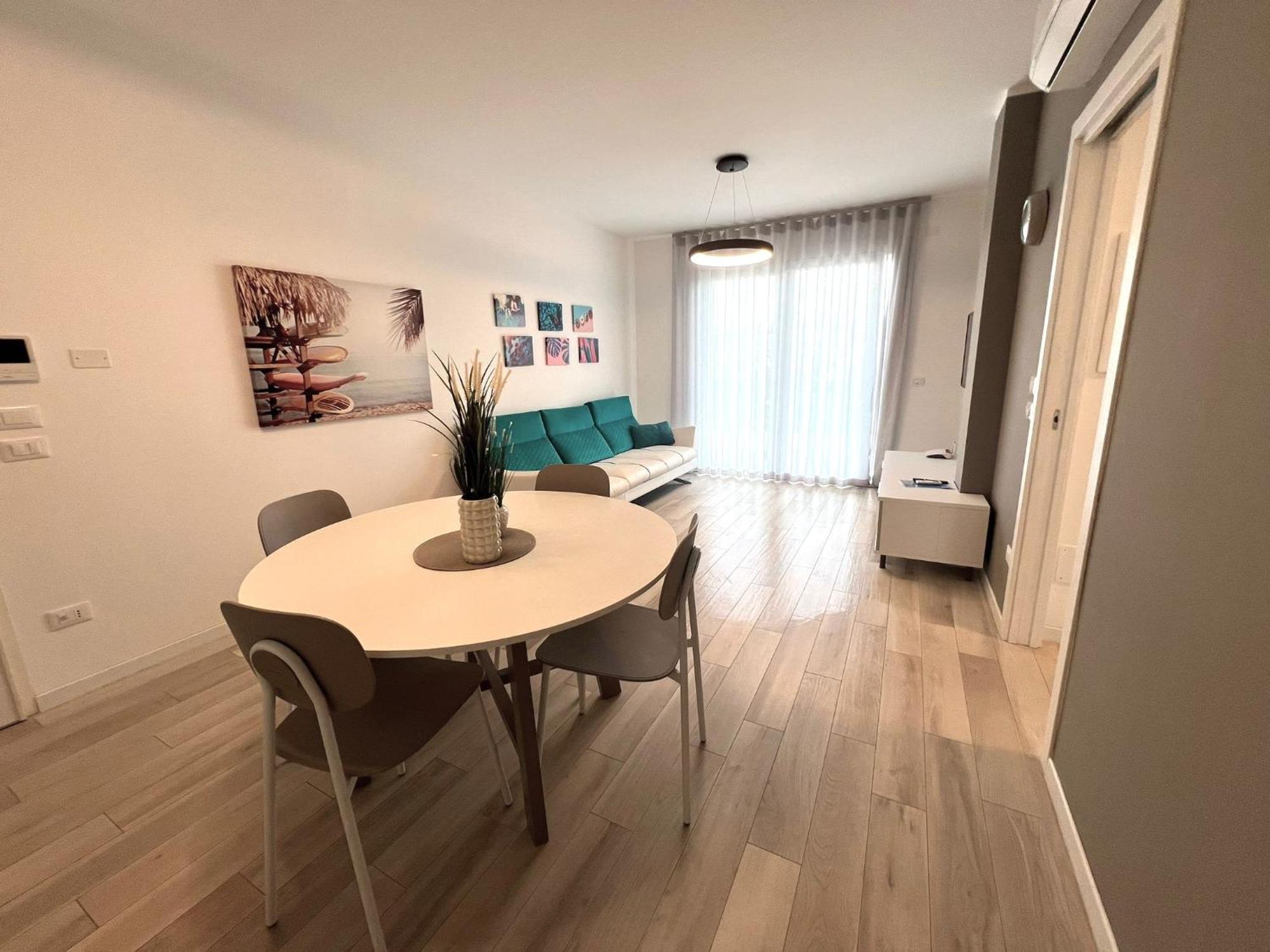 Sun Beach Residence Con Piscina - Piazza Brescia - Adria Holiday Jesolo - Family Apartments Εξωτερικό φωτογραφία